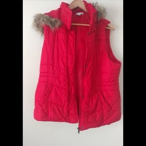 New York and Company Puffer Vest L
